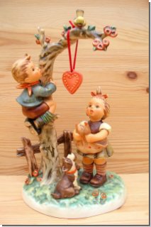 Ein Herz fr Dich - Century Hummel Figur 27 cm