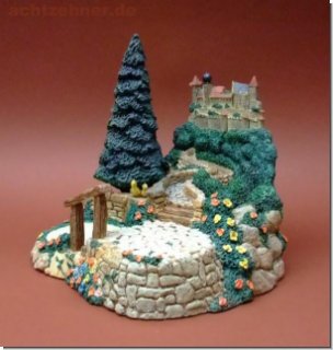 The Hummelscapes Collection - Castle On A Hill 16 cm