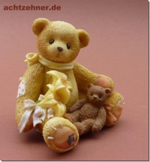 LILY mit Blumen & Teddybr von Cherished Teddies 7 cm