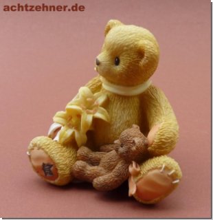 LILY mit Blumen & Teddybr von Cherished Teddies 7 cm